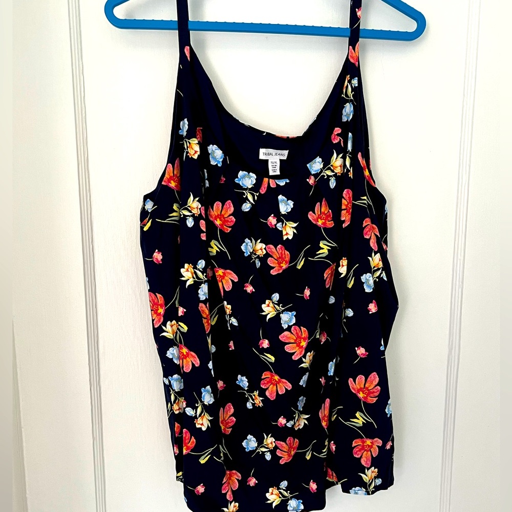 Floral Tank - Picture 3 of 5